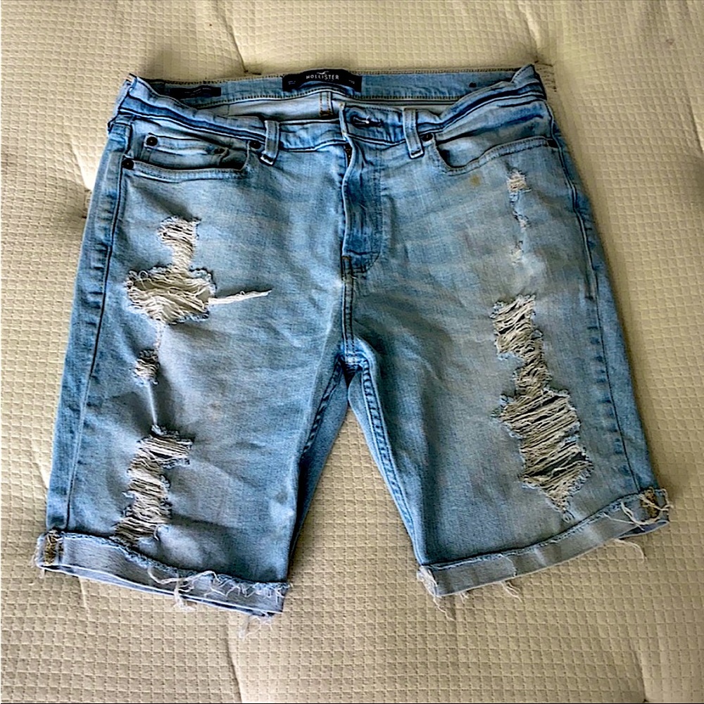 Men’s light wash ripped Hollister shorts skinny denim epic flex size 32